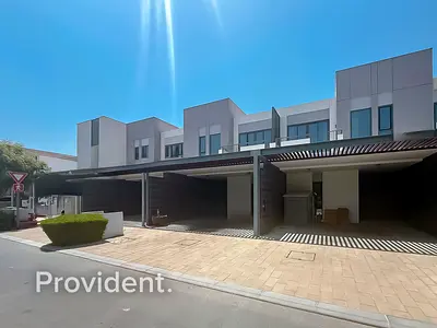 Vacant | Single Row | Landscaped