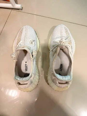 Original yeezy size 38 woman