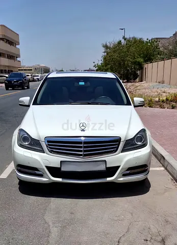 Mercedes-Benz 2012-C200 Elegance GCC Specs