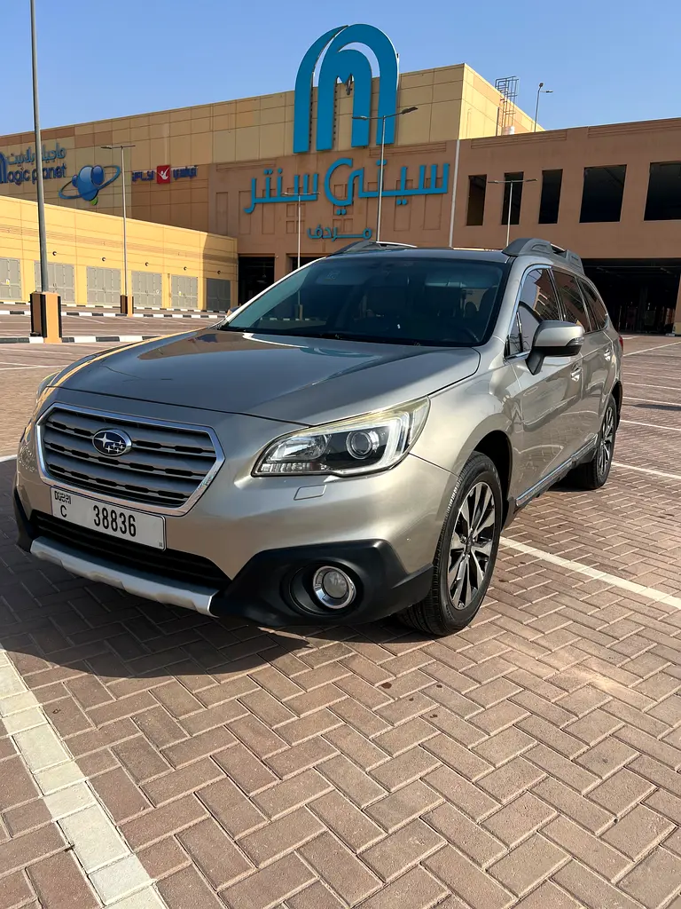 Subaru Outback 2015 — photo 1 of 7