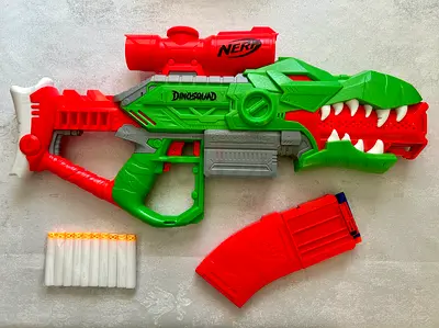 Nerf DinoSquad Rex-Rampage Toy Gun - with 20 darts + batteries included