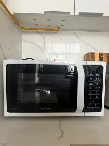 Convection Microwave Oven 28.0 L 1400.0 W MC28H5015AW white