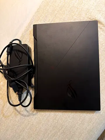 ROG Zephyrus Duo 15 SE GX551QS