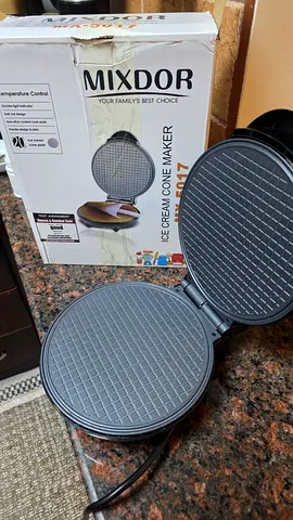 MIXDOR Waffle Maker - Used, Works Fine