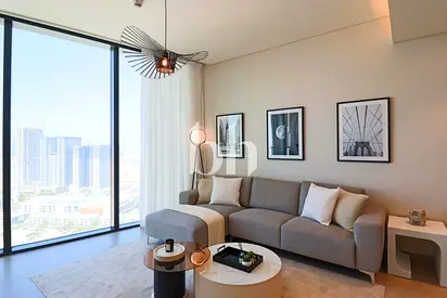 Downtown View | Fully Furnished | Up to 12 Cheques