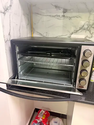 Countertop electric oven / roaster