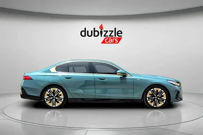 صورة مصغرة 4 لـ 2025 BMW 5-SERIES