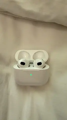 Airpods 3 mint condition