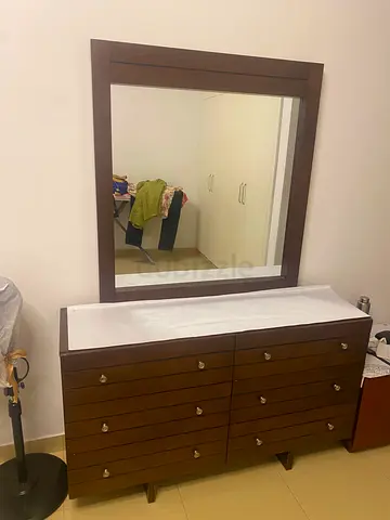 DRESSING TABLE FOR SALE