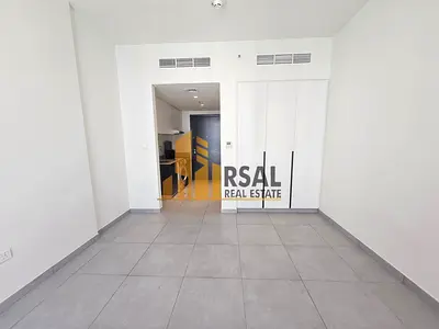 Lavish spacious Studio Apartment with All Amenities