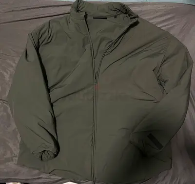 FEAR OF $% ESSENTIALS  Padded Shell Shirt Jacket dark gray , olive military