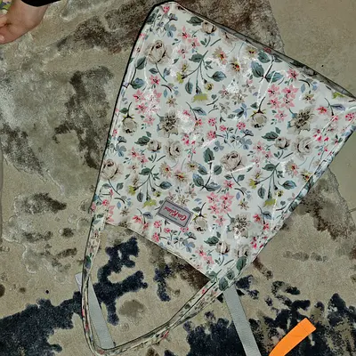 Cath kidson woman shoulder bag