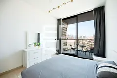 Bright &amp; Furnished 1BR | Prime Location