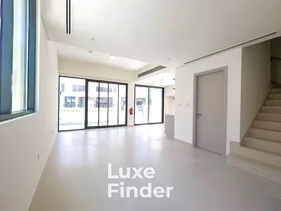 Brand New | Elegant Family Home | Single Row