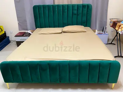 King size Bed