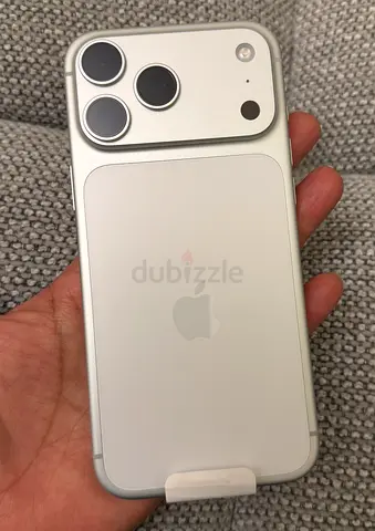 iPhone 17 Pro Max 2TB Silver Esim only
