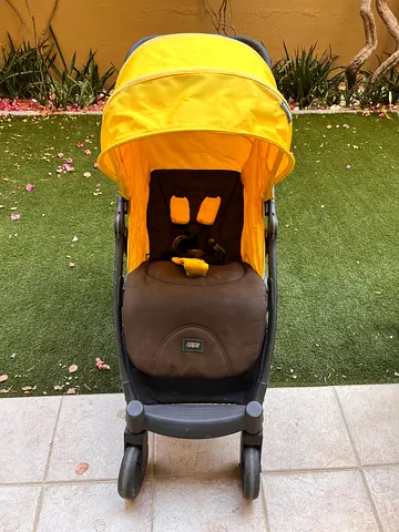 Mamas  Papas Armadillo Pushchair / Stoller