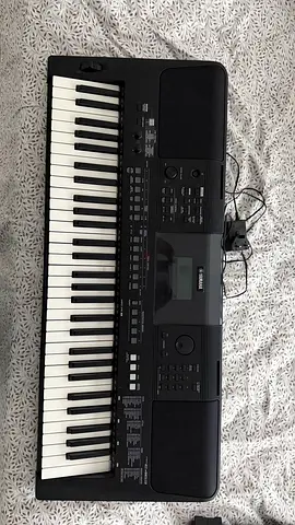 Key board Yamaha psr e463