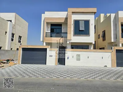 Modern villa with no annual fees, 5 bedrooms