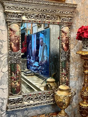 Ornate Vintage-Style Decorative Wall Mirror with Embellished Frame