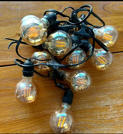 9 Bulbs