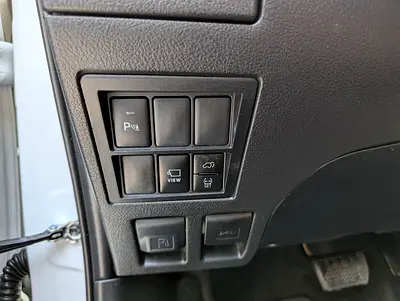 2025 Toyota FORTUNER 照片 9