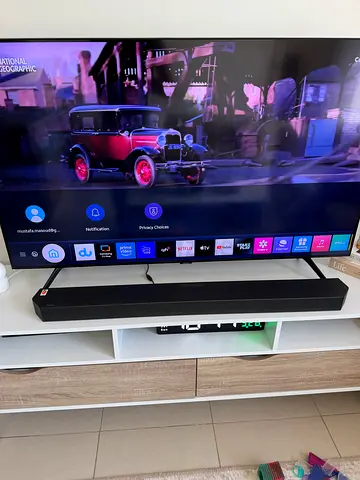Samsung Smart TV Crystal UHD 55” 8 Series