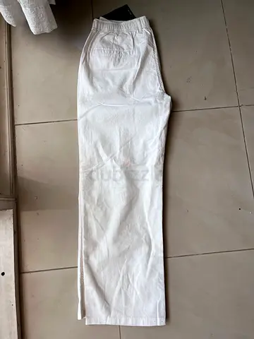 BRAND NEW “BAGGY LINEN PANTS” FOR SALE