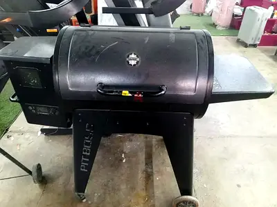 Pit Boss 850G Navigator Series Grill Smoker