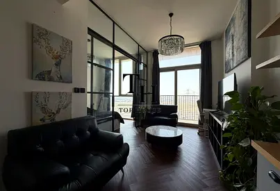 SPACIOUS | BRIGHT LIGHTING | CLOSE TO MALL | CALL NOW