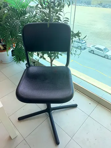 Black Swivel Office Chair with Plastic Mesh Seat and Back