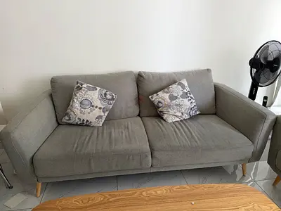 5 Seater Sofa and Center table