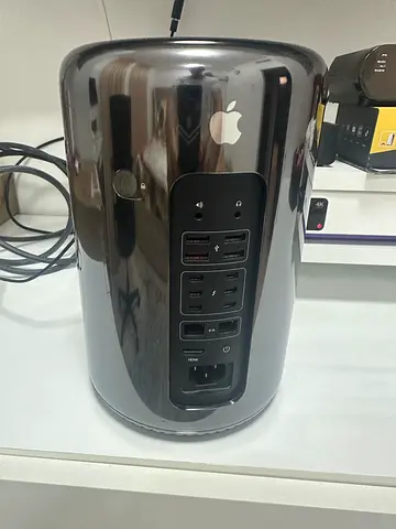 Apple Mac Pro Late 2013  12C/32GB/256GB 6Gb graphics