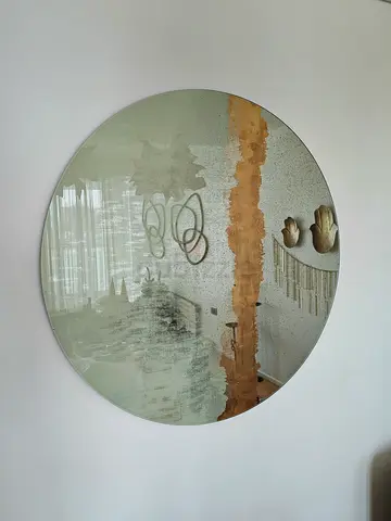 Round modern-style decorative wall mirror, 80cm