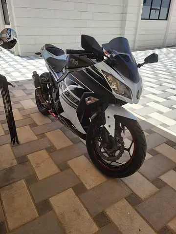 Kawasaki ninja 2013 in original condition