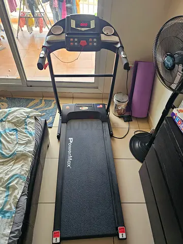 PowerMax Treadmill in Good Working Condition - Home Use