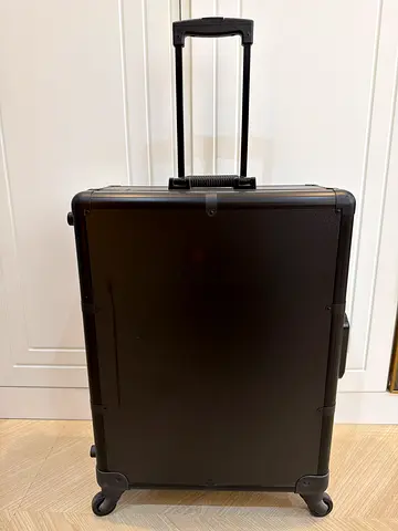 Professional Rolling Makeup Standing Case in Black