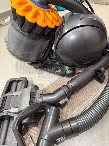DYSON Big Ball Vacuum