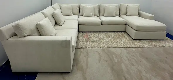 Same like new condition cratebarrel Ushape sofa