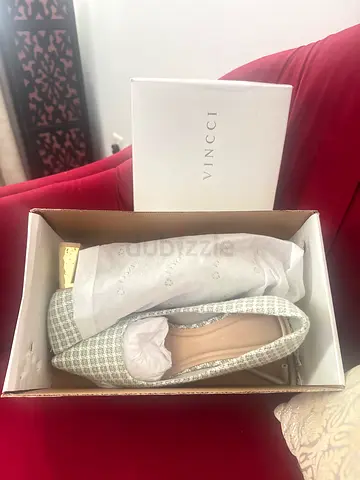 Vincci Pointed Toe Patterned Heels