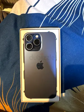 iPhone 15 Pro Max in Titanium Blue