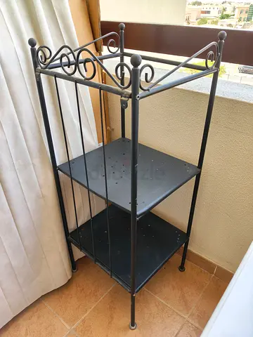 Metal 3-Tier Decorative Shelf Rack — Compact Storage Unit
