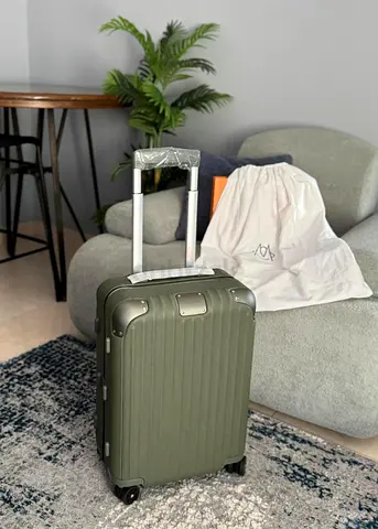RIMOWA Distinct cabin carry on suitcase