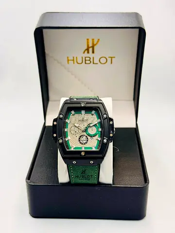 Hublot Spirit of Big Bang style wristwatch in green - with box
