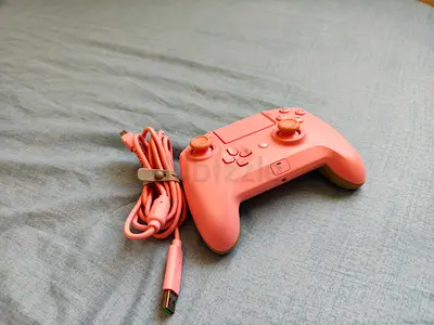 Razer Raiju Tournament Edition Gaming Controller (Quartz Pink)