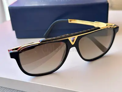 Authentic Louis Vuitton Sunglasses