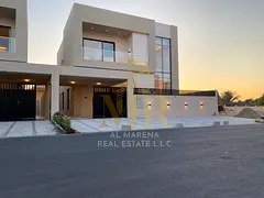 Own your dream villa and invest in style in a luxurious villa in the heart of Al Zahia. High-end fin