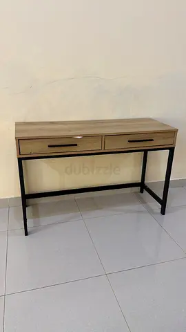 طاولات صالة