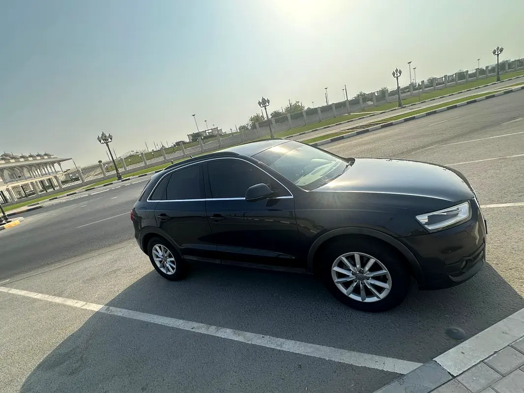 Audi Q3 2013 — photo 1 of 4
