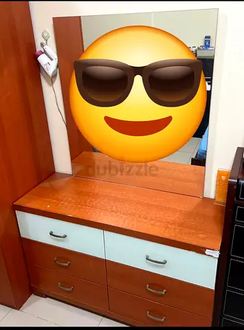 Wooden Dressing Table with Large Mirror and Six Drawers